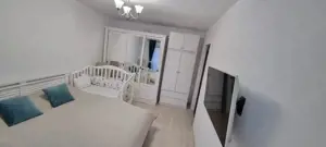 Casa triplex, moderna, spre vanzare, zona in dezvoltare - imagine 3