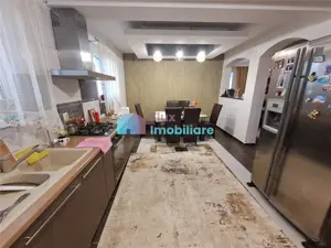 Vila cu 20 ari teren in Scheia - imagine 4