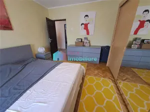 Apartament 4 camere in vila zona centrala - imagine 6