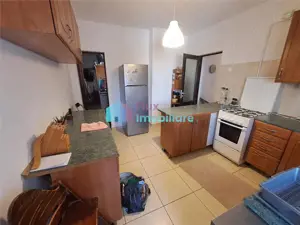 Apartament 4 camere in vila zona centrala - imagine 13