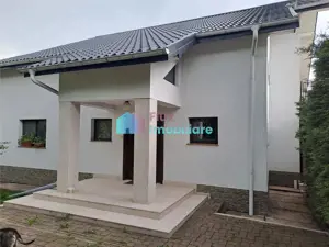 Vila cu 20 ari teren in Scheia - imagine 20