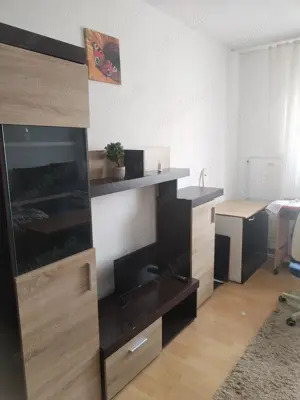 Garsoniera Coresi-Tractorul