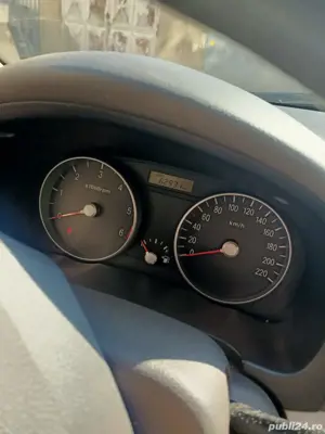 Vand autoturism Hyundai Accent - imagine 5