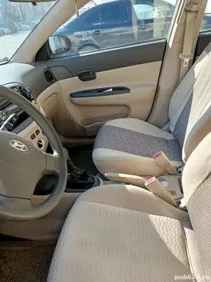 Vand autoturism Hyundai Accent - imagine 2