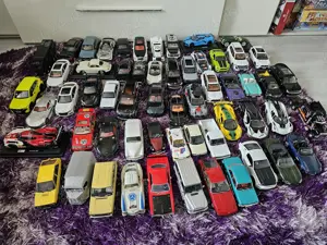 Macheta metalica scara 1:24 diferite modele 