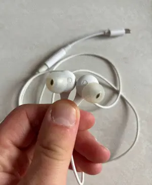 Casti albe cu fir si microfon compatibile iPhone Samsung Huawei Google Android etc