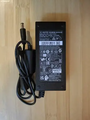 Alimentator ADPC1925EX (19V 1.31A)