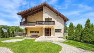 Suprafata generoasa teren - imagine 2