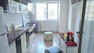 Vand apartament cu 2 camere decomandat, Deva, bloc din 2012, etaj 5, mobilat,  Pietroasa - imagine 14