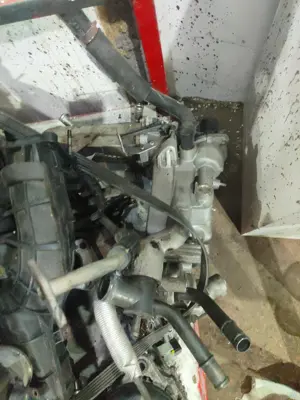 vind piese  motor kia sorento  hyundai 2,2 diesel - imagine 4