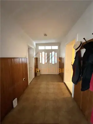 VILA CU 11 CAMERE, BEIUS - imagine 18