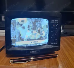 Vintage colectie televizor Kitten mic alb negru portabil 12V rulota 5,5"