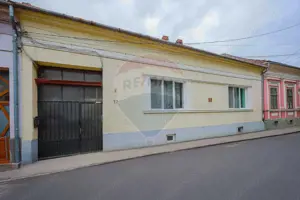 Spațiu ultracentral în Oradea, 171 mp, clinică sau birouri, de vânzare - imagine 2