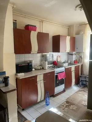 Garsoniera Cetate 35 mp parter inalt ,Bulevardul Revolutiei 1989 ,zona Lidl