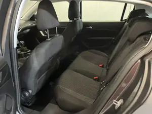 Peugeot 308 - imagine 10