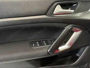 Peugeot 308 - imagine 19