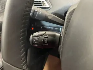 Peugeot 308 - imagine 20