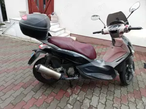 Piaggio Beverly 300 350 - imagine 3