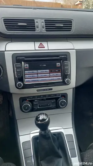 VW Passat 2010 - imagine 4