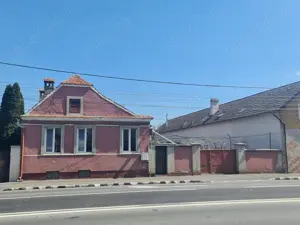 Casă regim Dp+P teren generos 1152 mp  Codlea, DN1, 2 garaje, grădină