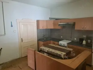 Casă regim Dp+P teren generos 1152 mp  Codlea, DN1, 2 garaje, grădină - imagine 9