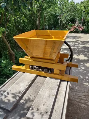 Vând zdrobitor struguri - imagine 4