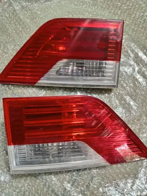 Vând diverse stopuri auto și un set căpăcele roti Nisa tel- zero 7 cinci 8cinci 2 sase 3 cinci 0 - imagine 4