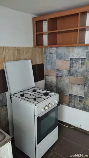 camera de inchiriat voluntari - imagine 6