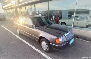 Mercedes W124 250D Retromobil - imagine 2