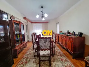 Apartament 3 camere, 75 mp utili, etaj 1, ultracentral