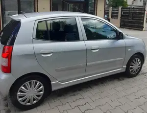 vand autoturism KIA Picanto - imagine 3