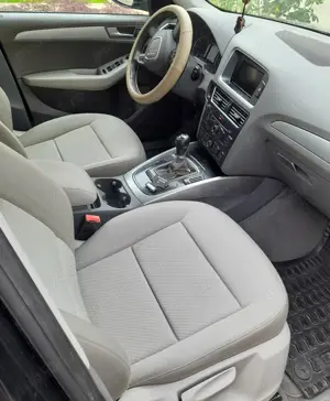 Audi Q5 2.0TDI 4x4 2012 170 CP euro5 Bluetooth, roti vara iarna OFERTA ! - imagine 8