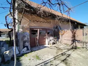 Casă tradițională cu 2 corpuri, grajd, șură și 1200 mp teren   Lisa, Brașov   ideal turism rural - imagine 6