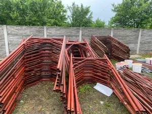 Schela de închiriat 