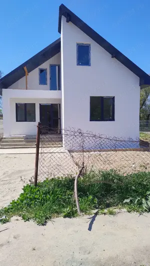 Casa în Lumina direct la stradă cu 250 mp teren  - imagine 4