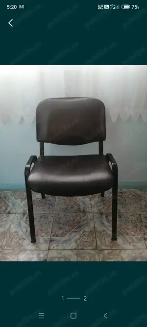 Vând 3 scaune de conferință 100 lei 