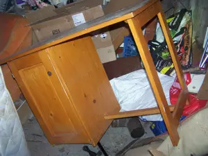 vand trei fotolii si alte corpuri - imagine 5