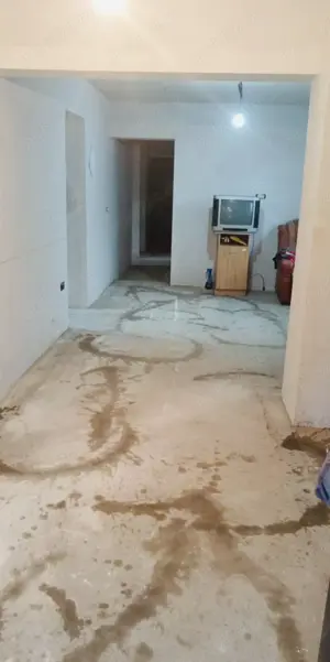 Casă de vânzare Botarlau Vrancea  - imagine 2