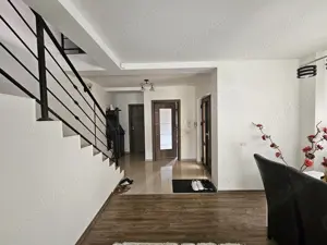 Duplex deosebit, P+E, 133 mp utili, teren 350 mp, foarte bine poziționat, Dumbrăvița, comision 0% - imagine 9