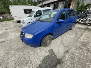 Dezmembrez Skoda Fabia I Combi (6Y) 1.4Mpi AQW 50kW 68CP Benzina an 2002