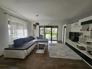 Duplex deosebit, P+E, 133 mp utili, teren 350 mp, foarte bine poziționat, Dumbrăvița, comision 0%