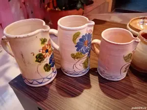 cani si vase vechi din lut  - imagine 2