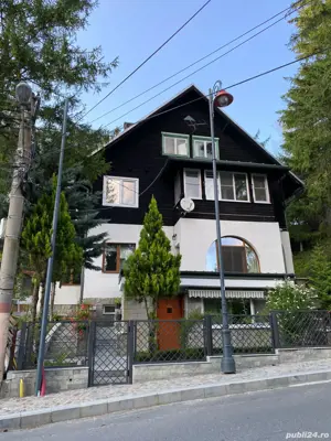 Sinaia,zona Peles apartament in vila