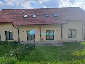 Casa tip duplex în Burdujeni