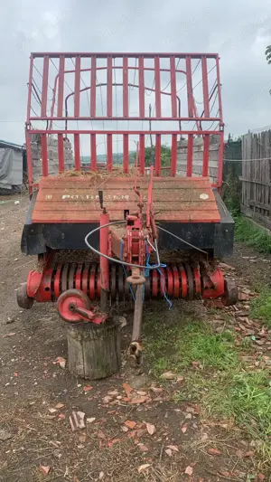 Vând remorcă de strâns fanul în stare de funcționare  - imagine 2