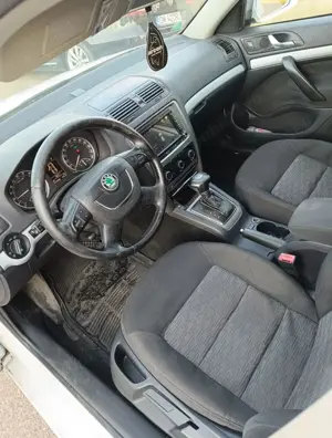 Skoda Octavia II Facelift 1.9TDI,2009 - imagine 7