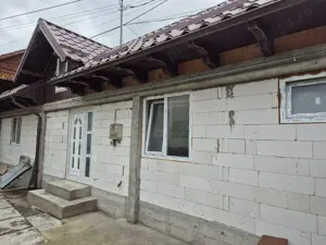 Vand casa Moroeni Dambovita