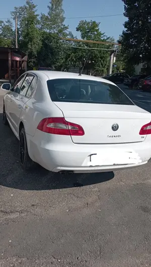 Vand Skoda Superb, 2009, 1,4 TSI, benzina, 224500 km - imagine 3 Vand Skoda Superb, 2009, 1,4 TSI, benzina, 224500 km - imagine 3