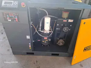 Compresor cu Surub Nuair Italian de 11 kw, 10 bar,AN 2016. 0RE 9970 - imagine 2