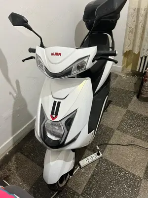 Vând scuter electric,vechime 3 ani